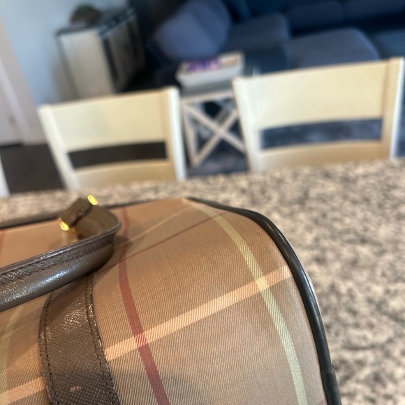 Authentic Burberry Plaid Vintage Handbag with Dark Brown Accents - Picture 12 of 13